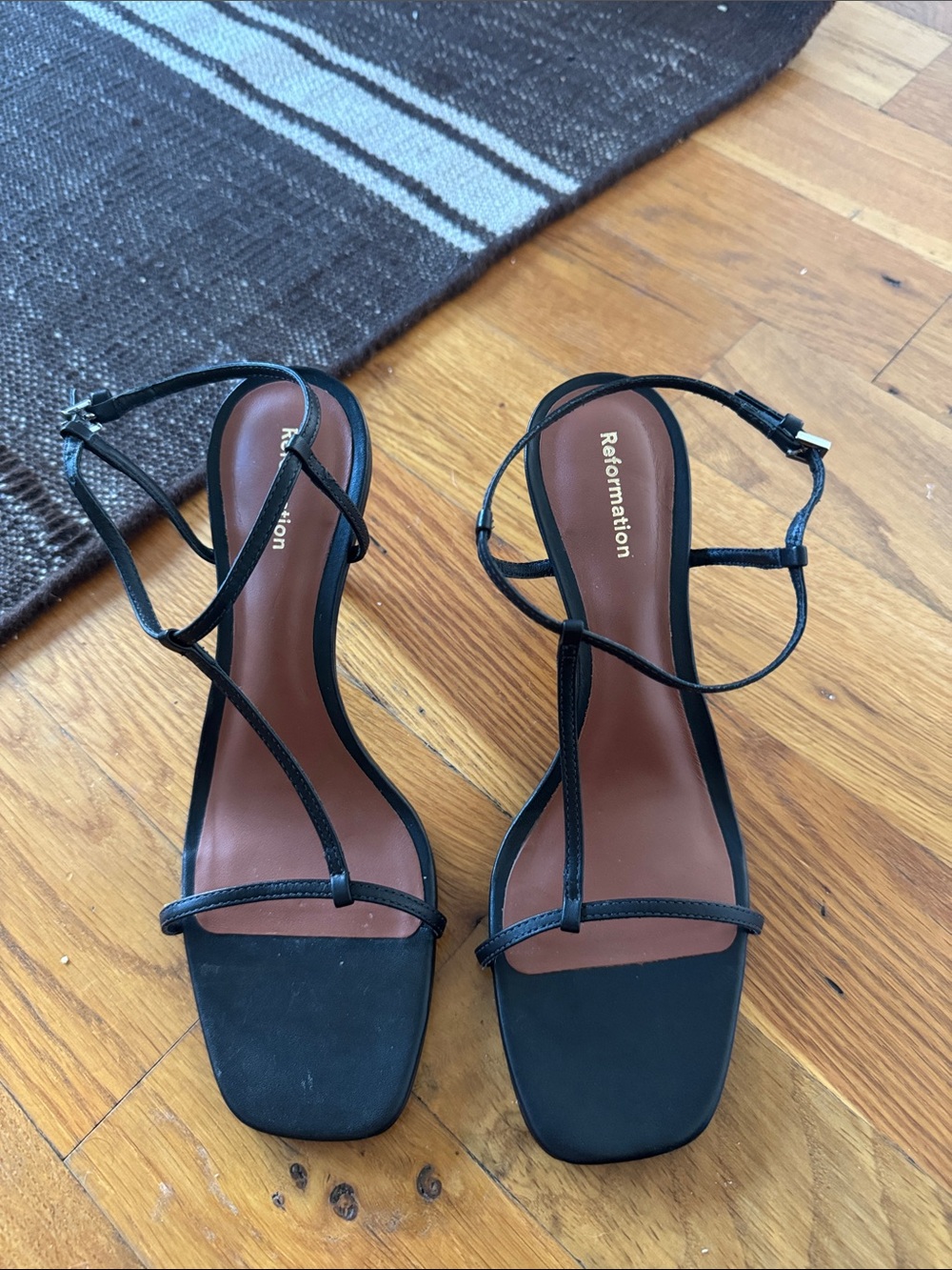 NWOT Reformation Black Strappy Square-Toe Heeled Sandals